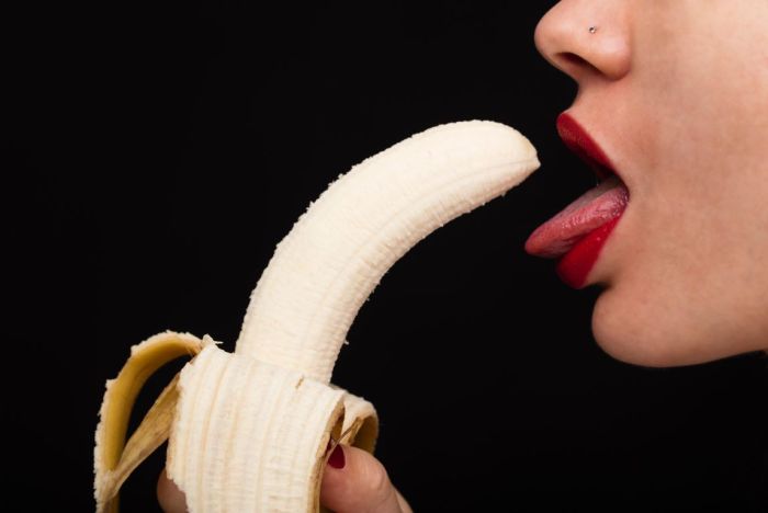 The Ultimate Guide To Playing With Food: What You Should Never Use For Intimate Play