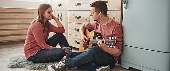 Win Her Heart With Romantic Lyrics: Love Song Writing Ideas