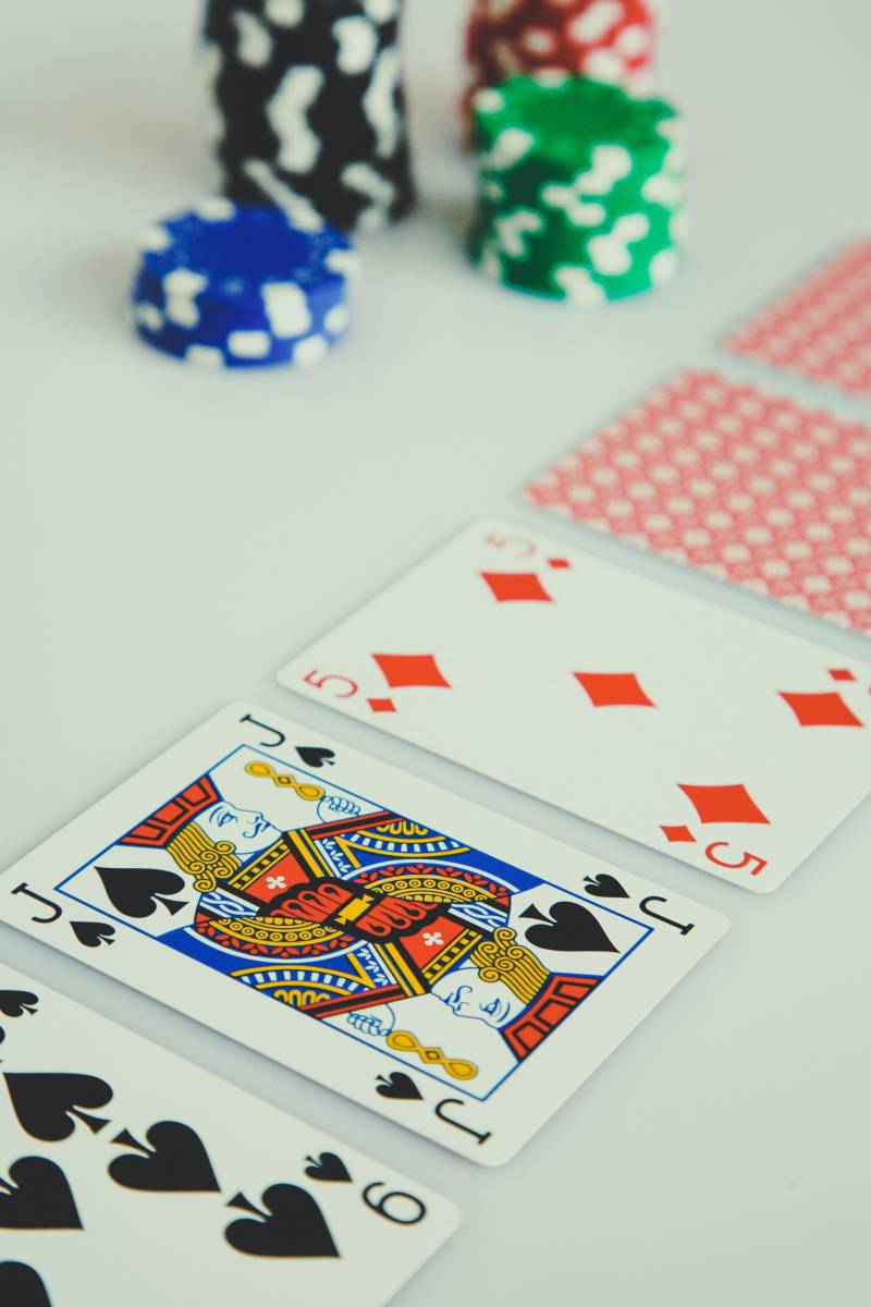 poker competitive card game for couples