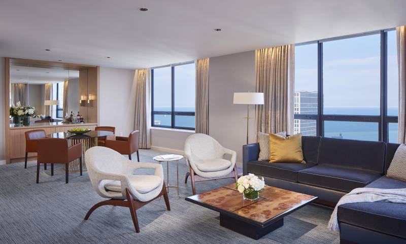 navy pier suite photo credit ritz carlton chicago