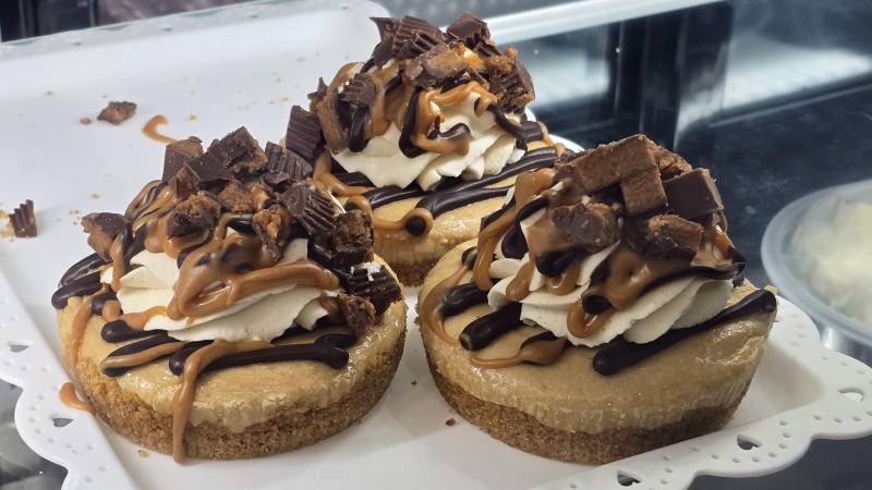 peanut butter cup cheese cakes at shawna raes bakery