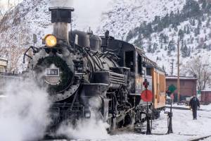 Durango_Train_at_the_Station_During_Winter_original